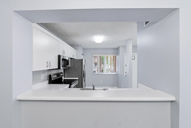 Building Photo - 9511 Weldon Cir