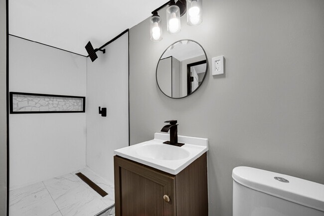 Building Photo - Rent to own property in the heart of Gary!