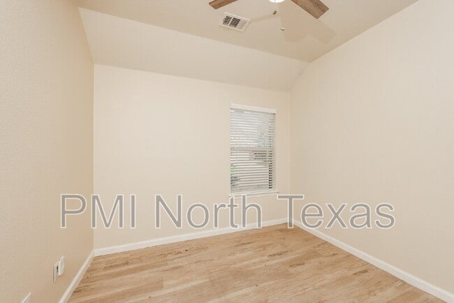 Building Photo - 601 Rising Creek Drive