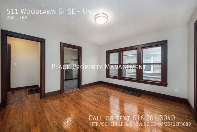 Building Photo - 511 Woodlawn St SE