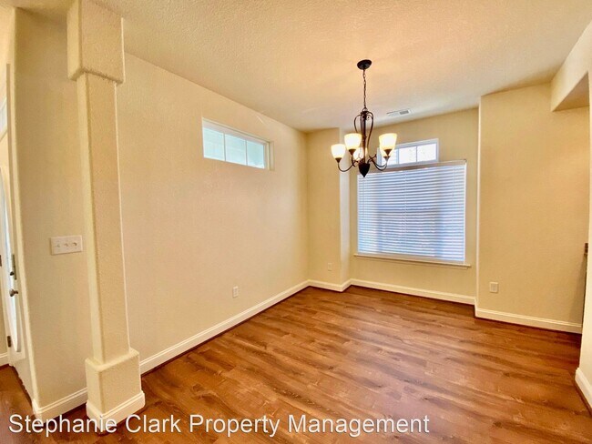 Building Photo - 4 br, 3.5 bath House - 5452 Carbon Court