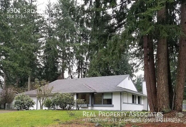 Building Photo - 9301 3rd Way SE