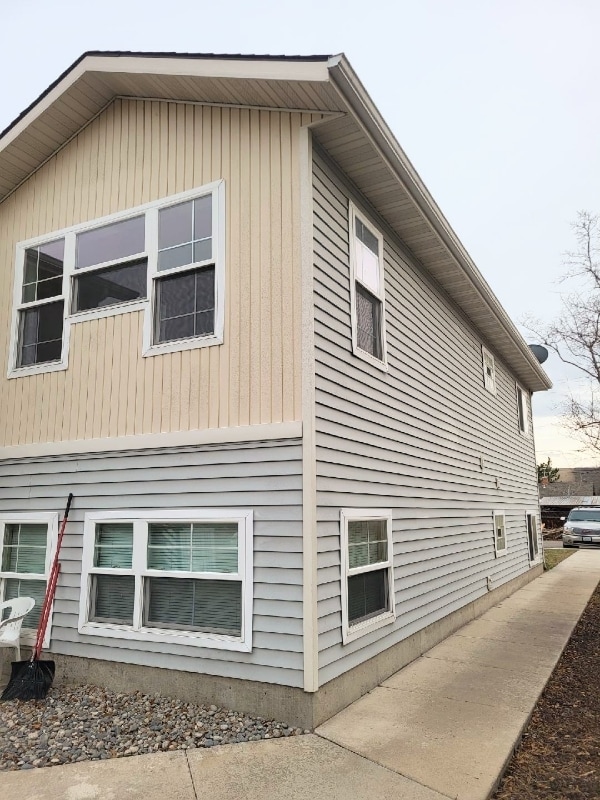 Building Photo - 1949 S 9th St W