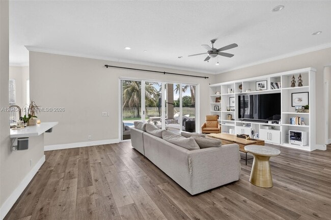Building Photo - 981 Waterside Cir