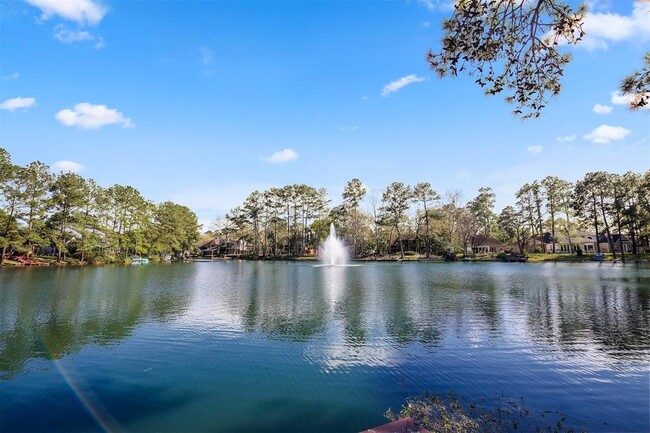 Building Photo - 25823 Lake Lawn Dr