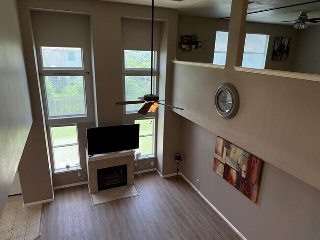 Building Photo - 206 Pheasant Ridge Dr