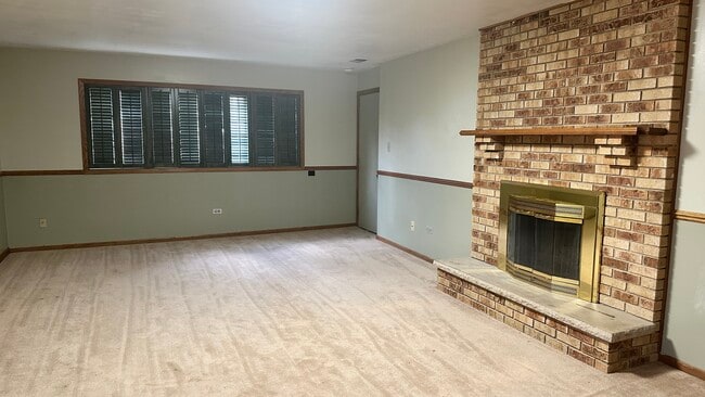 Building Photo - 15720 S 88th Ave