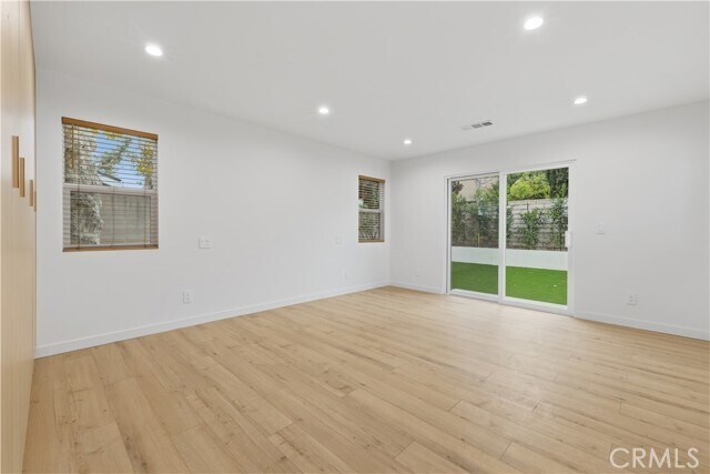 Building Photo - 7663 Sedan Ave