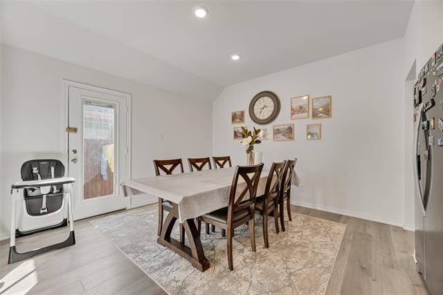 Building Photo - 627 Sweet Dream Wy