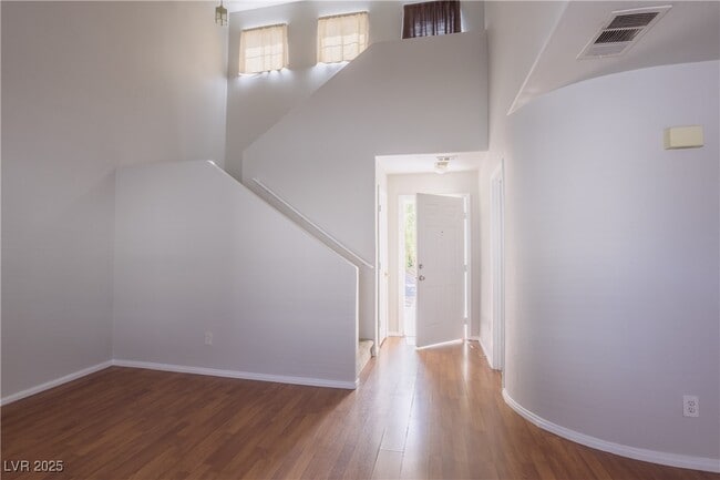 Building Photo - 7920 Hornbeam Ct
