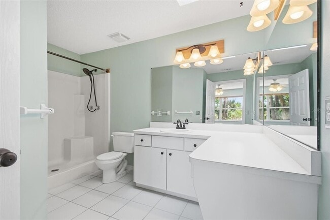 Building Photo - 14 Westmoreland Dr