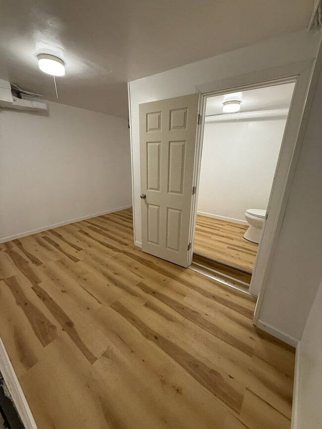 Building Photo - Brighton Heights 2-Bedroom Townhome – Quiet Living with Easy Downtown Access