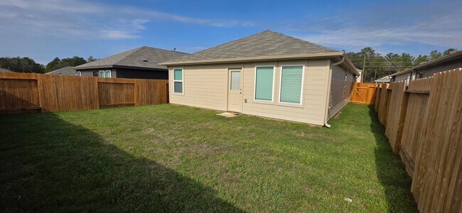 Building Photo - 14852 N Ascot Bnd Cir