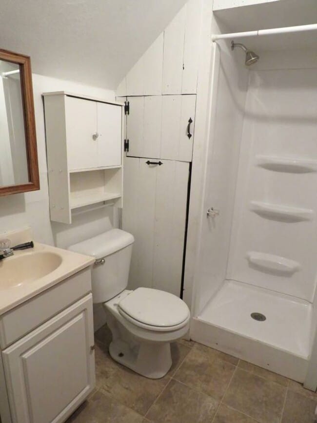 Building Photo - 1202 13th Ave E