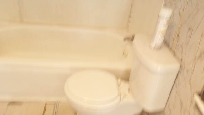 Building Photo - 2 Bed 1 Bath Home Taft CA