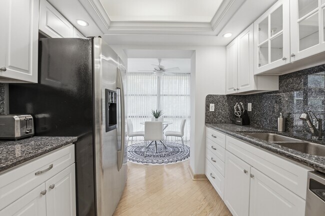Building Photo - 3200 S Ocean Blvd