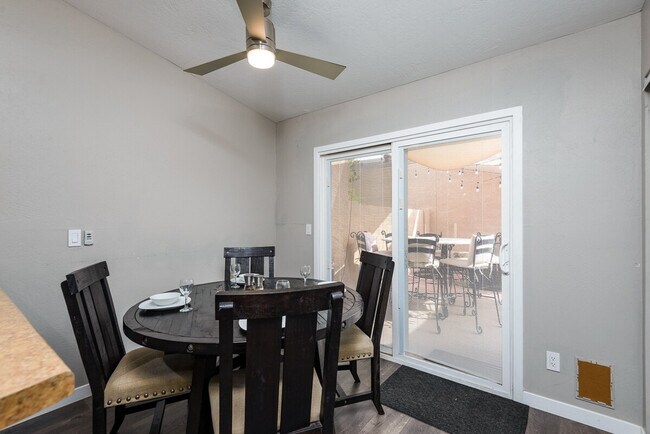 Building Photo - 2041 N 87th Way