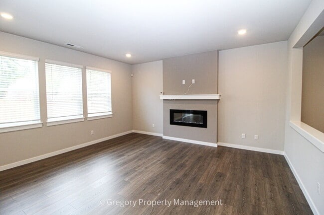 Building Photo - 21 181st St SE