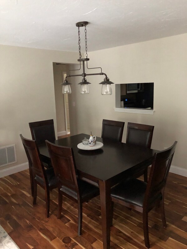 Building Photo - 100 Laurelwood Dr