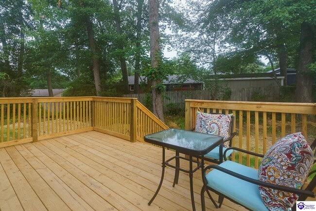 Building Photo - 108 W Tuscany Ct
