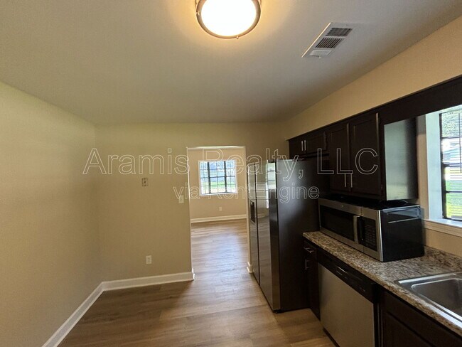 Building Photo - 3086 Drexel Ln