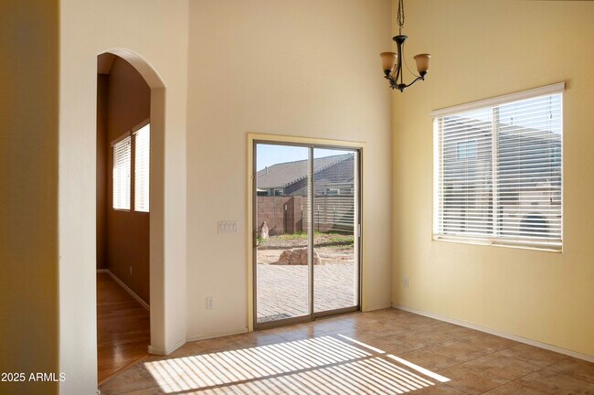 Building Photo - 46011 W Keller Dr