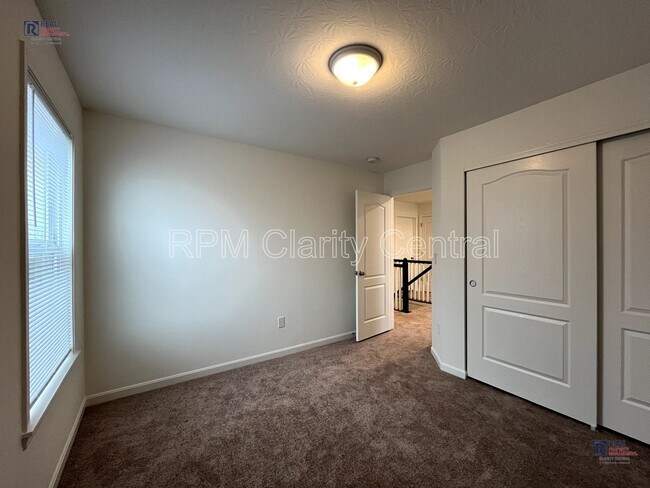 Building Photo - Beautiful home is ready for you!