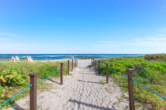 Building Photo - 1000 S Ocean Blvd