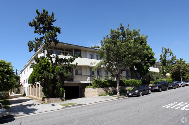 Primary Photo - Sunrise Apartments