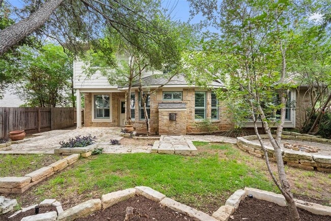 Building Photo - 908 Golden Palomino Ct