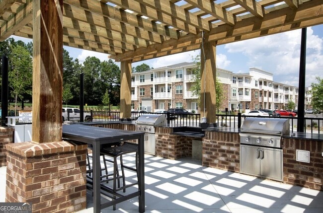 Building Photo - 4270 Phil Niekro Pkwy