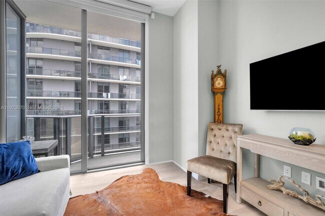 Building Photo - 55 SW 9th St