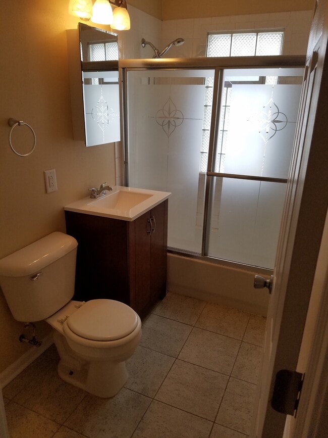 Building Photo - 5333 N 51st Blvd