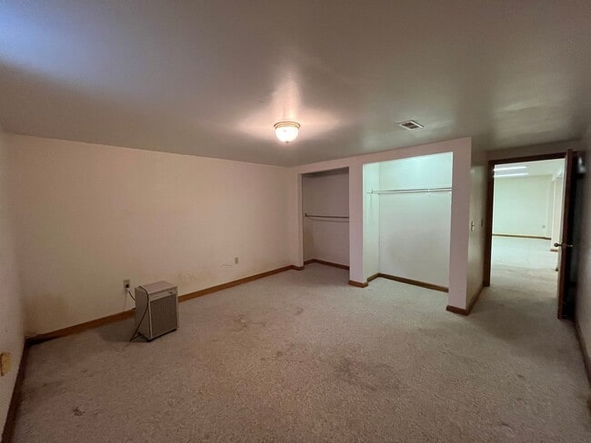 Building Photo - Charming Ranch - Coming Soon