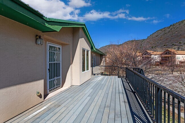 Building Photo - Durango 5 Bed 3 Bath Rental Home