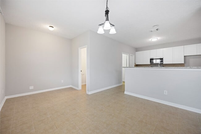 Building Photo - 7447 Oakwood Canyon Dr