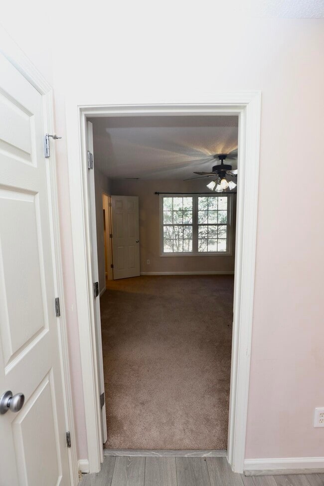 Building Photo - 2605 Turningleaf Ln