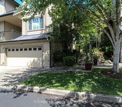 Building Photo - 13824 N Creek Dr