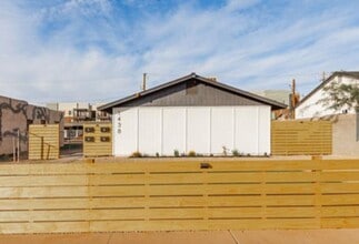 Building Photo - 1 BEDROOM UNIT IN PRIME PHOENIX LOCATION