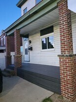 Building Photo - 211 Walter St