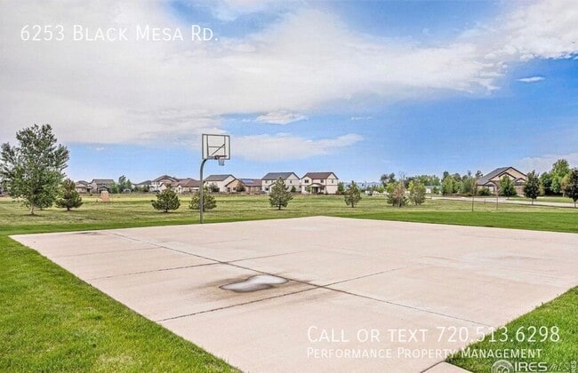 Building Photo - 6253 Black Mesa Rd