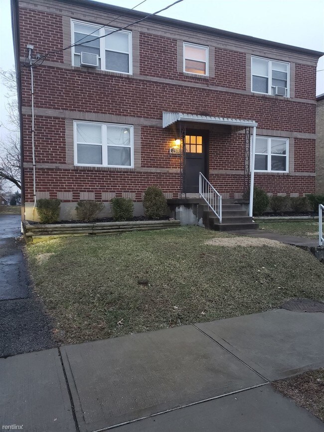 1 br, 1 bath - 2621 Park Ave - 1 br, 1 bath  - 2621 Park Ave