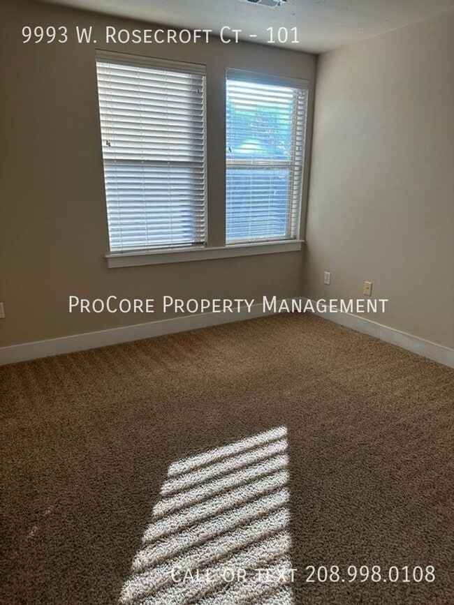 Building Photo - 9993 W Rosecroft Ct