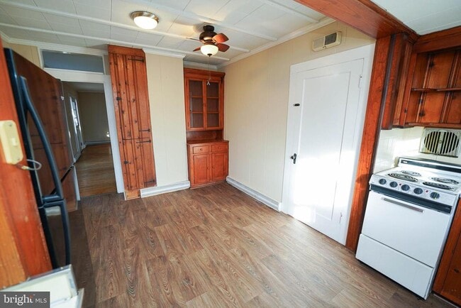 Building Photo - 101 Taylor Ave