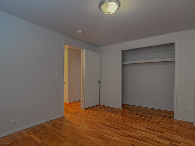 7 (6) (1) - Carolina Flatz