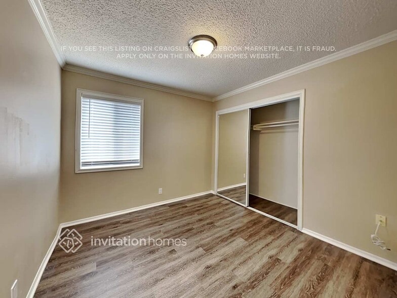 Building Photo - 24416 Island Ave