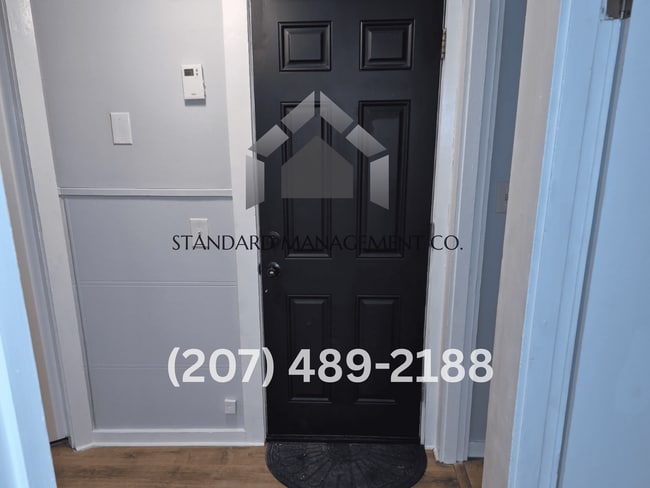 Building Photo - 7 Tardiff St