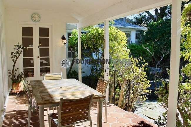 Building Photo - Charming, Light-Filled Home in Coveted Forbes/Sun Valley Neighborhood!  FOUNDATION