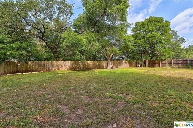 Building Photo - 13218 Villa Park Dr