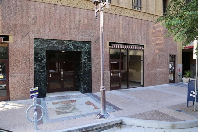 Building Photo - Orpheum Lofts